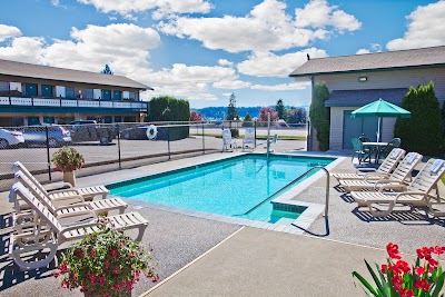 Poulsbo Inn & Suites